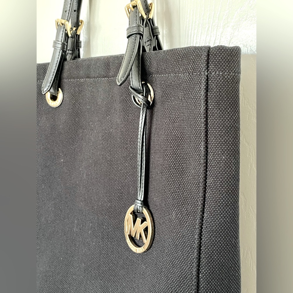 Large black tote | Michael Kors - Picture 2 of 6